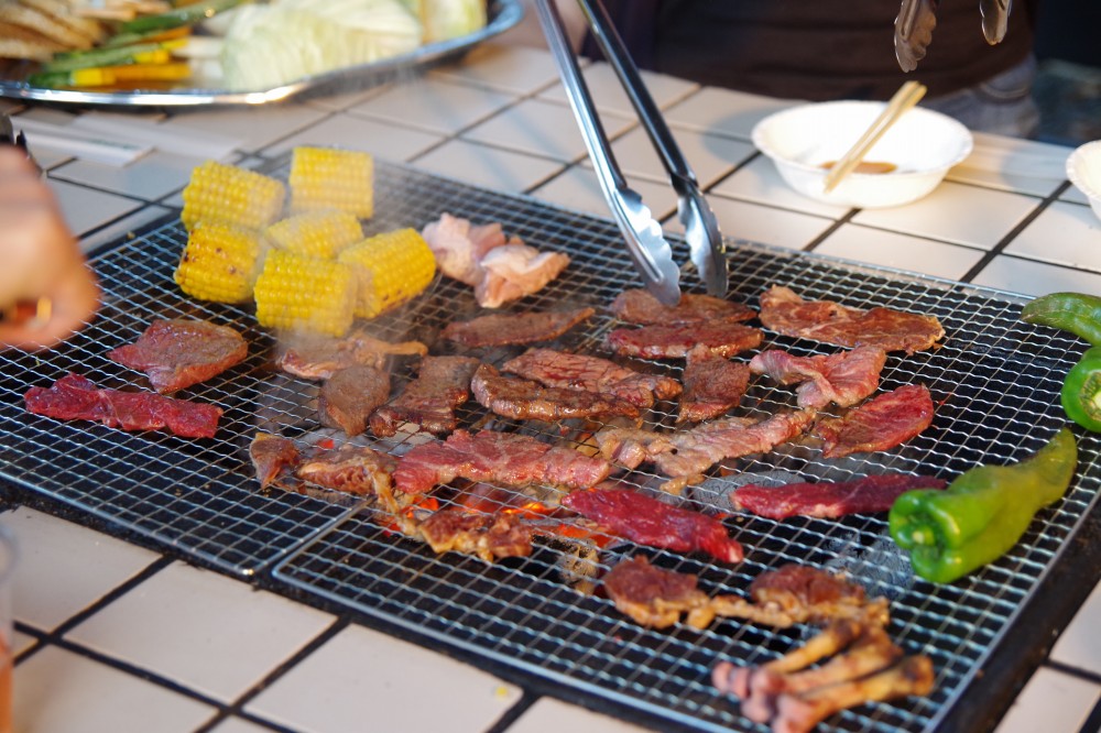 ガレージ・お庭焼肉に最適品揃え